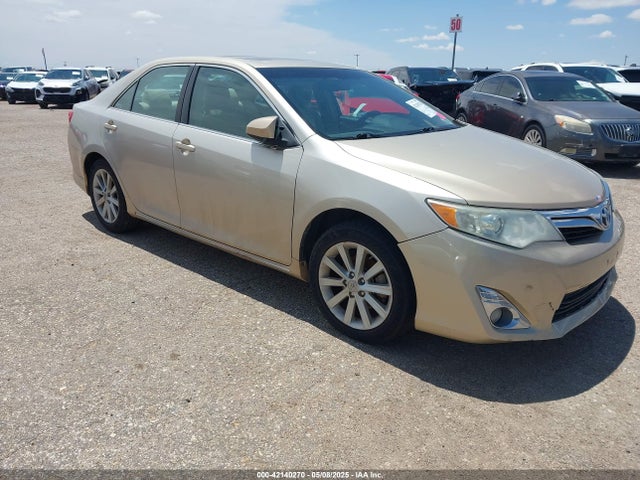 2012 TOYOTA CAMRY XLE