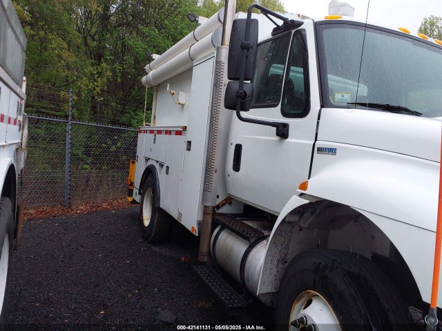 2015 INTERNATIONAL 4000 4400