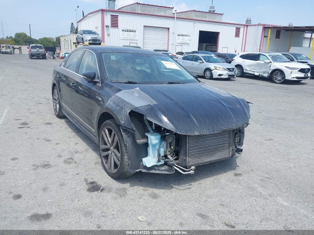 2017 VOLKSWAGEN PASSAT 1.8T R-LINE
