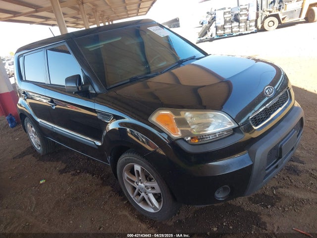 2011 KIA SOUL +