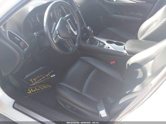 2021 INFINITI Q50 LUXE