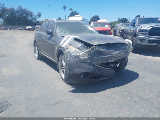 2009 INFINITI FX35 