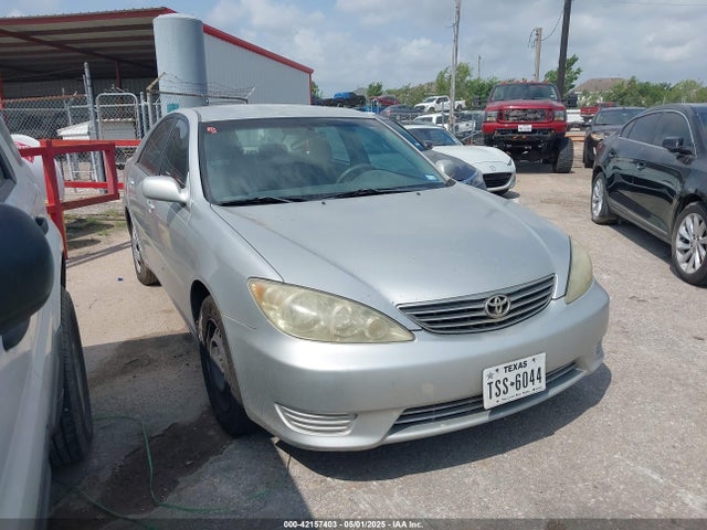 2005 TOYOTA CAMRY LE