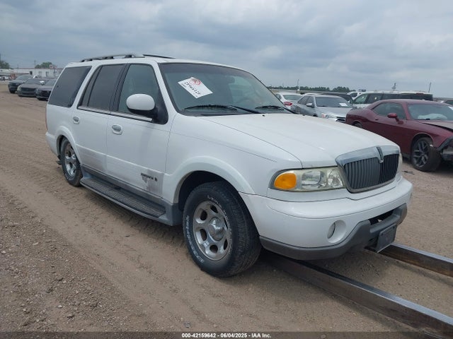 2002 LINCOLN NAVIGATOR 