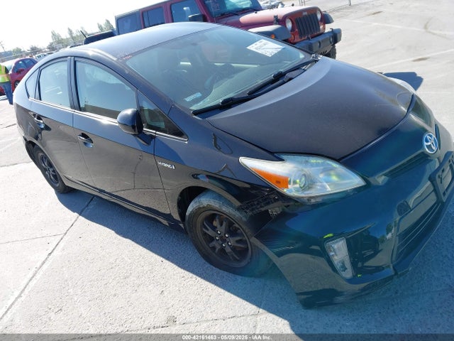 2015 TOYOTA PRIUS TWO