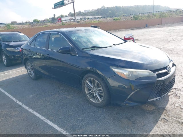 2015 TOYOTA CAMRY SE