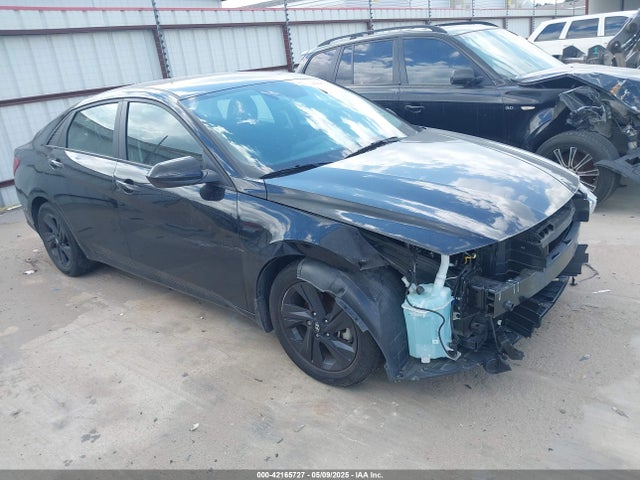 2022 HYUNDAI ELANTRA SEL