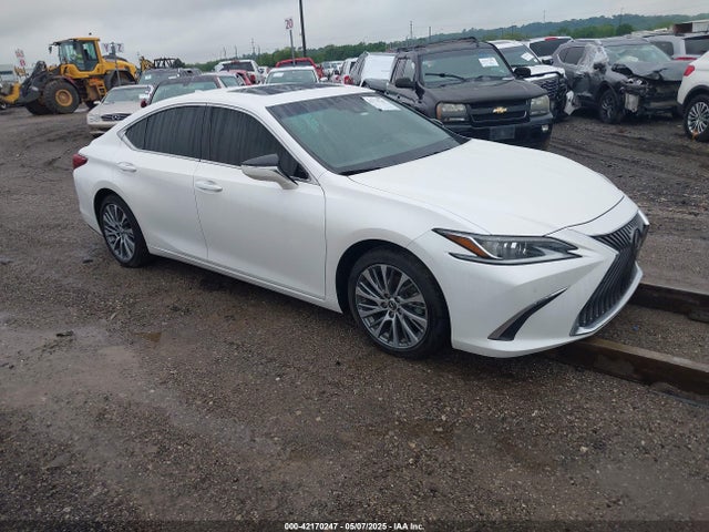 2020 LEXUS ES 