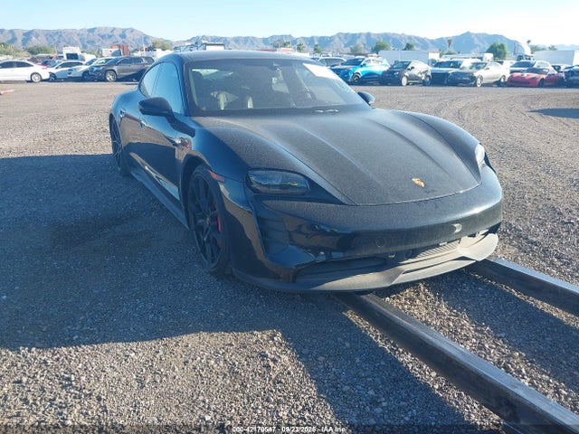 2022 PORSCHE TAYCAN GTS