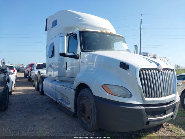 2019 INTERNATIONAL LT *DOT* 