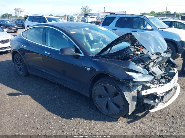 2018 TESLA MODEL 3 LONG RANGE/PERFORMANCE