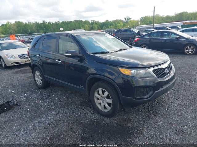 2013 KIA SORENTO LX