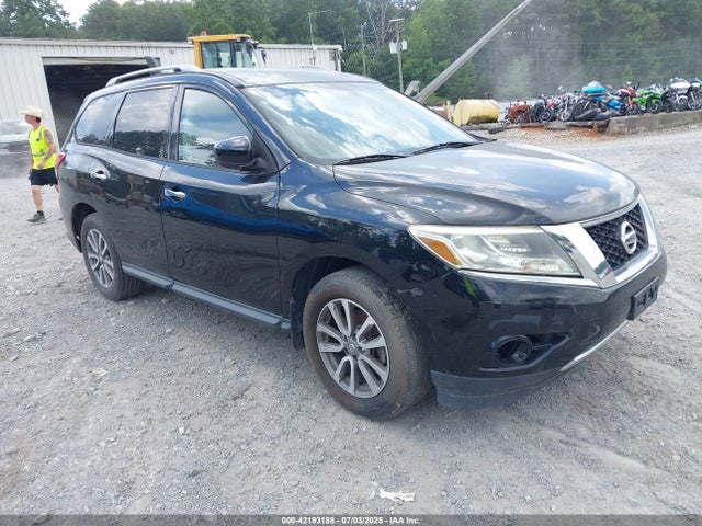 2014 NISSAN PATHFINDER SV