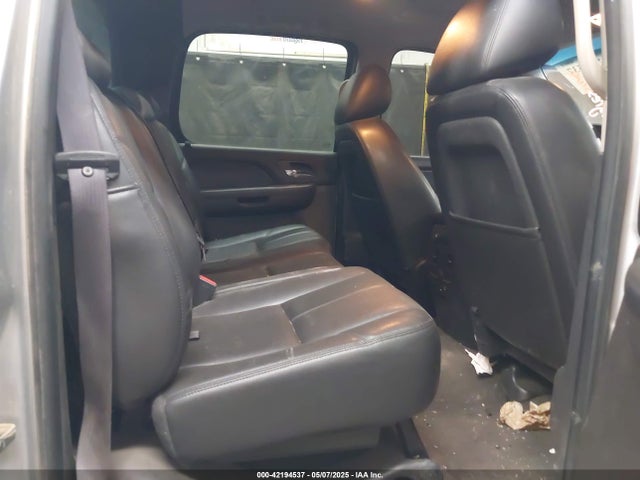 CHEVROLET AVALANCHE LT - 8