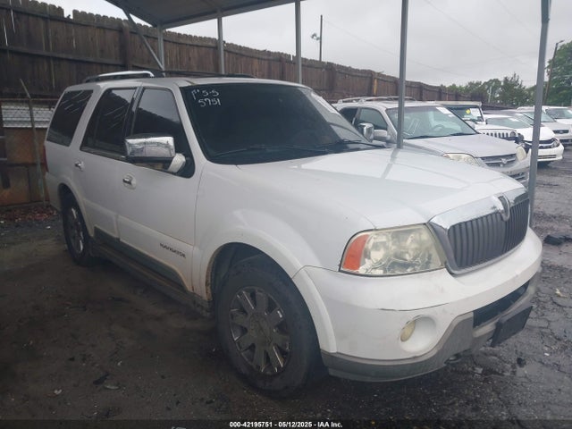 2004 LINCOLN NAVIGATOR 