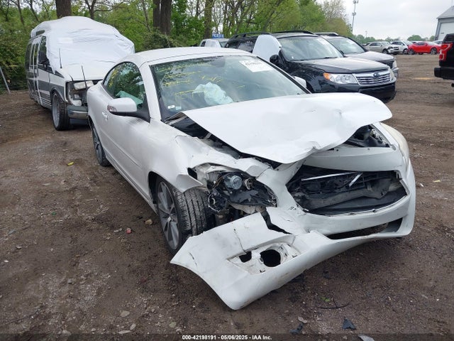 2011 VOLVO C70 T5