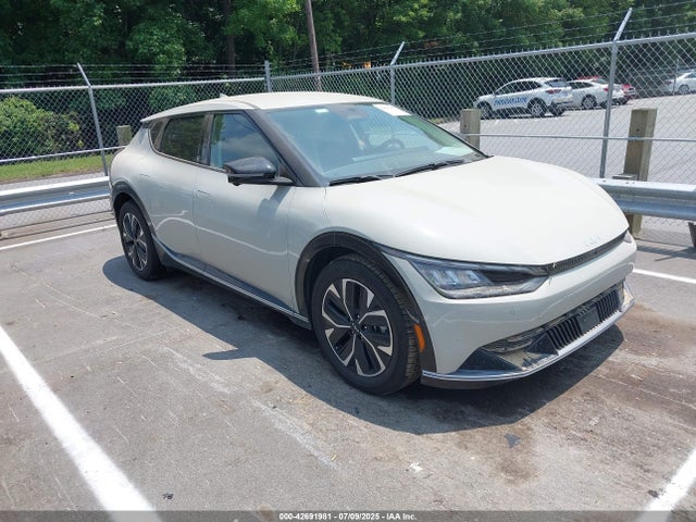 2022 KIA EV6 WIND