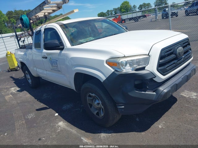 2018 TOYOTA TACOMA SR