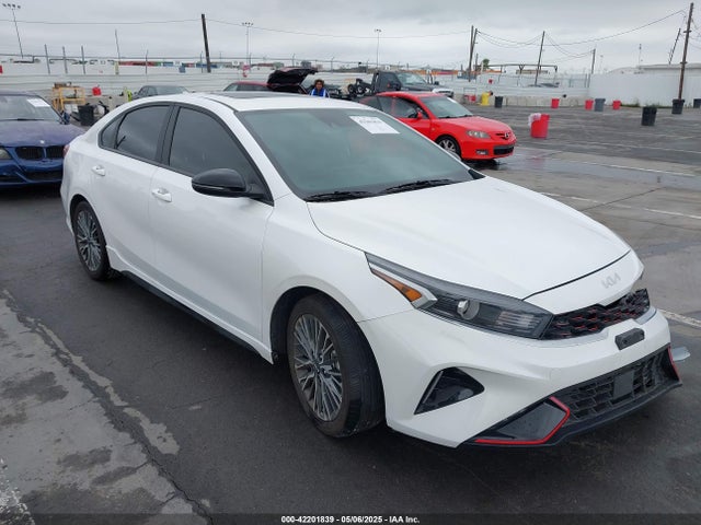 2024 KIA FORTE GT-LINE