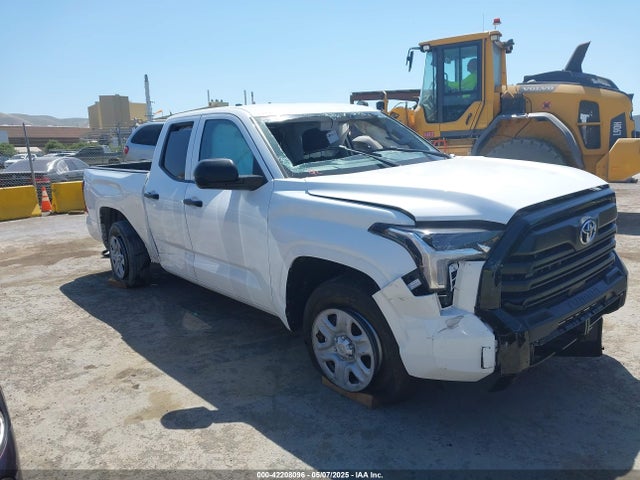 2023 TOYOTA TUNDRA SR