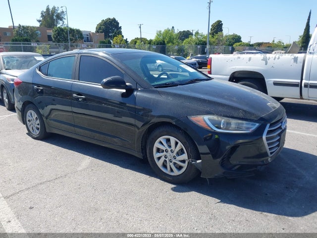 2017 HYUNDAI ELANTRA SE
