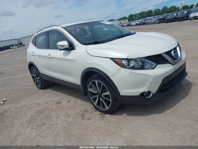 2017 NISSAN ROGUE SL