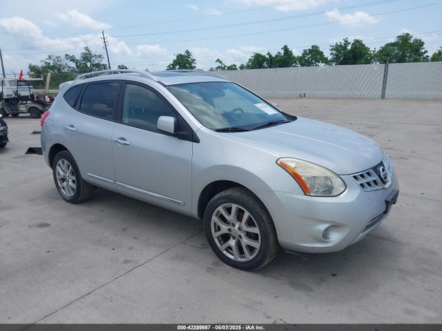 2011 NISSAN ROGUE SV