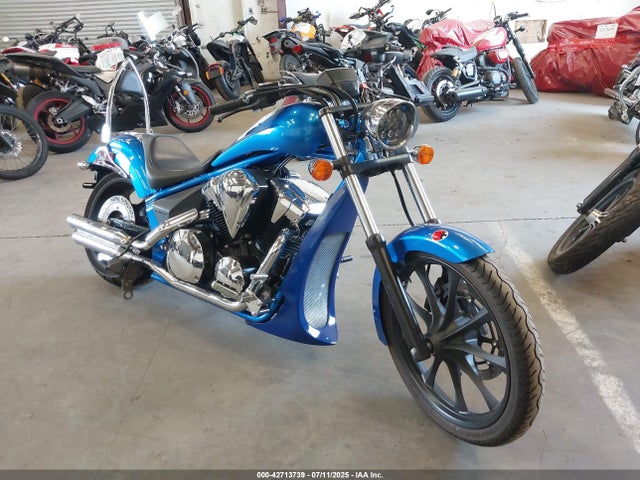 2016 HONDA VT1300 CX