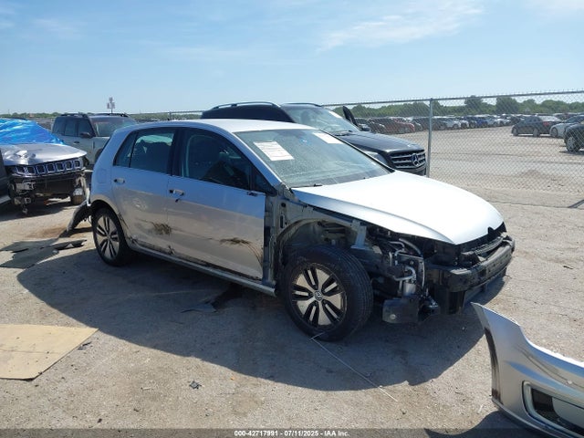 2016 VOLKSWAGEN E-GOLF SEL PREMIUM