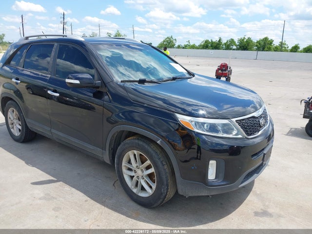 2015 KIA SORENTO LX