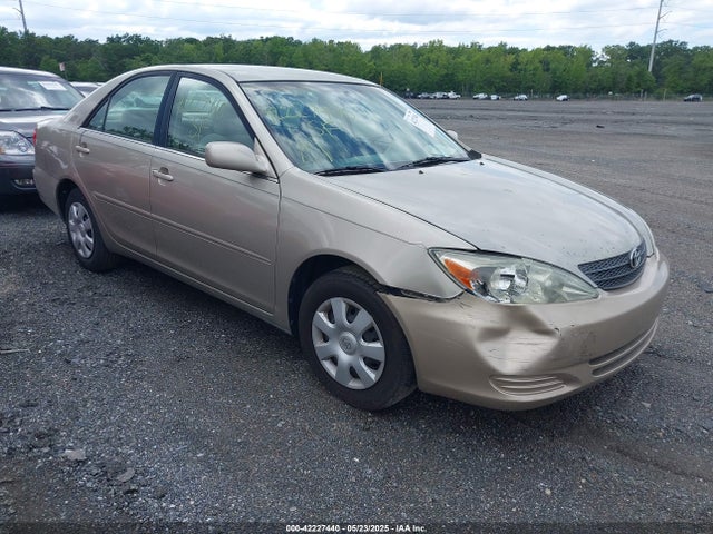 2003 TOYOTA CAMRY LE