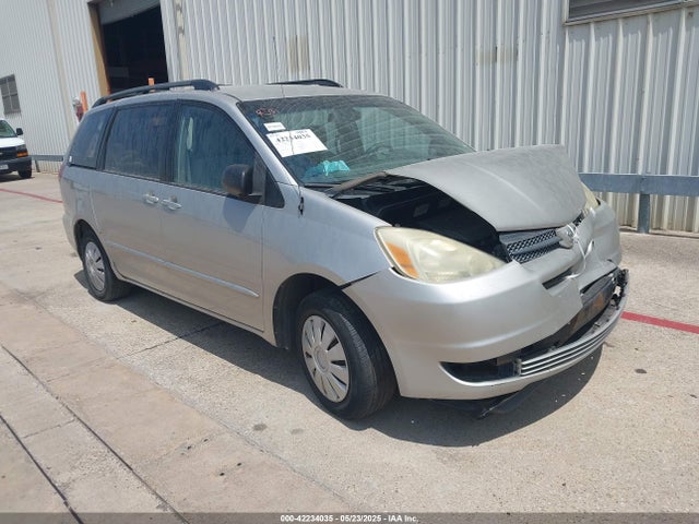 2004 TOYOTA SIENNA CE