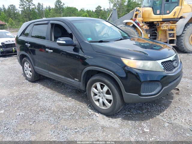 2011 KIA SORENTO LX