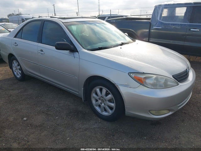 2004 TOYOTA CAMRY XLE