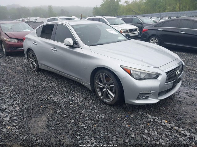 2015 INFINITI Q50 PREMIUM/SPORT