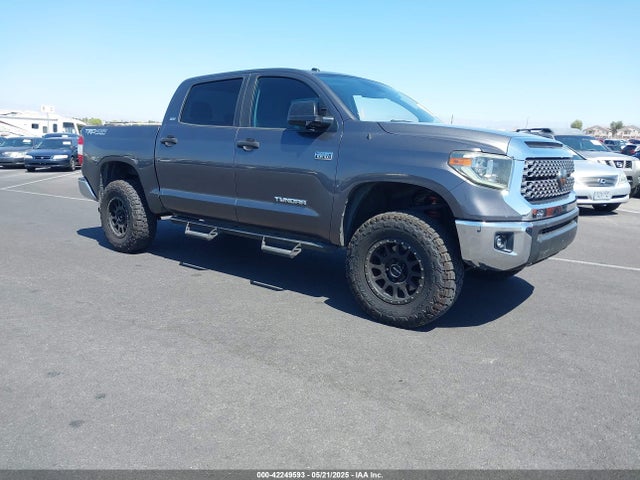 2018 TOYOTA TUNDRA SR5 5.7L V8