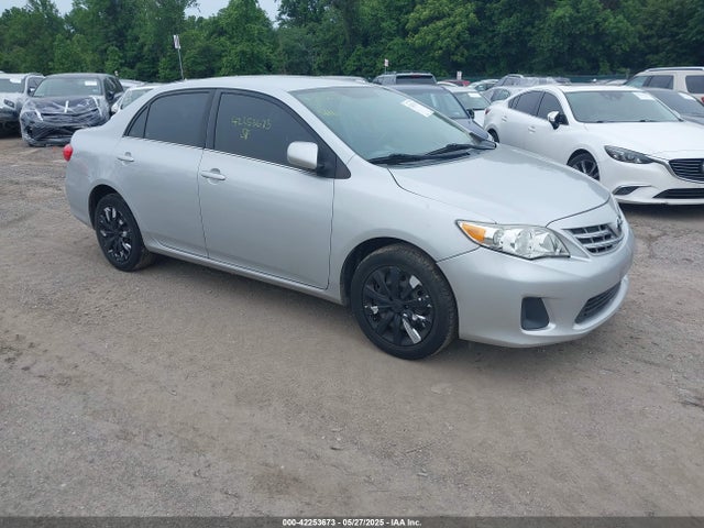 2013 TOYOTA COROLLA LE