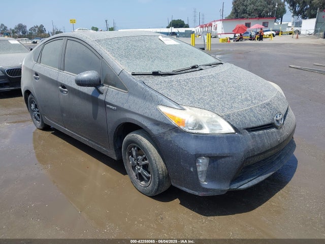 2015 TOYOTA PRIUS TWO