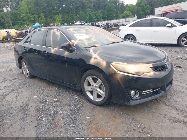 2013 TOYOTA CAMRY SE