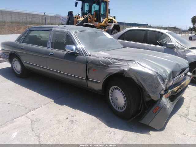 1996 JAGUAR VANDENPLAS 