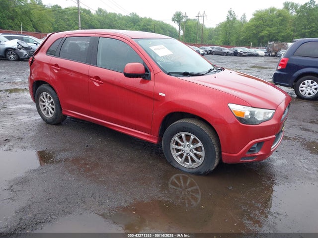 2011 MITSUBISHI OUTLANDER ES