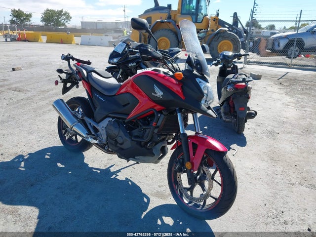 2015 HONDA NC700X 