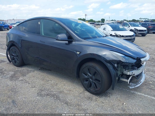 2025 TESLA MODEL Y LONG RANGE DUAL MOTOR ALL-WHEEL DRIVE