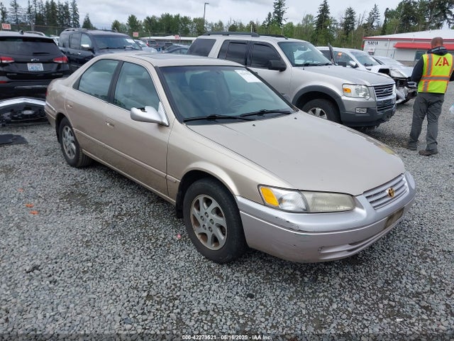 1999 TOYOTA CAMRY LE V6
