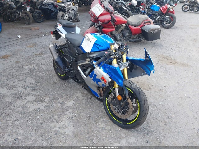 2023 SUZUKI GSX 