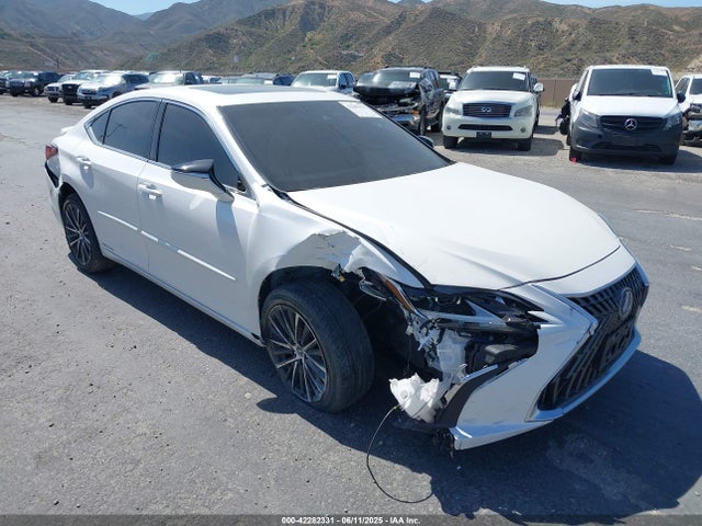 2022 LEXUS ES 