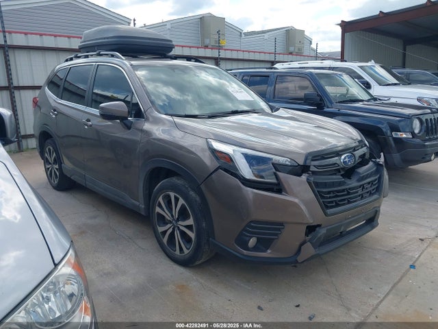 2022 SUBARU FORESTER LIMITED