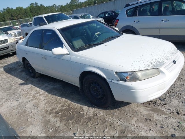 1999 TOYOTA CAMRY LE
