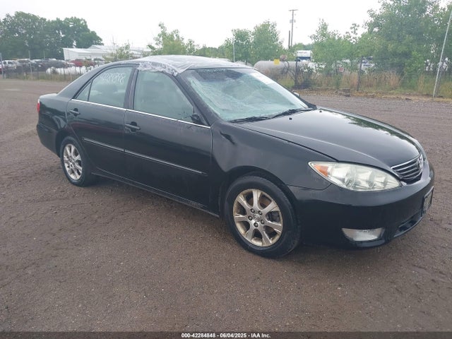 2005 TOYOTA CAMRY XLE V6