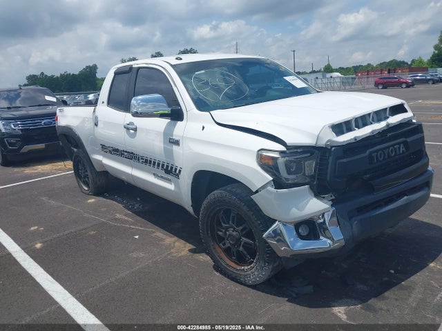 2015 TOYOTA TUNDRA SR5 5.7L V8
